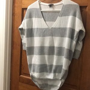 EXPRESS HI LO SWEATER WITH 3/4 SLEEVES